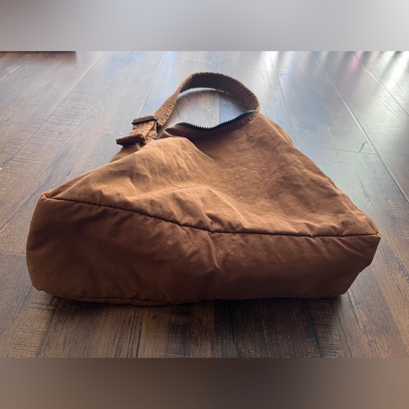 Baggu Nylon Shoulder Bag - Picture 6 of 6